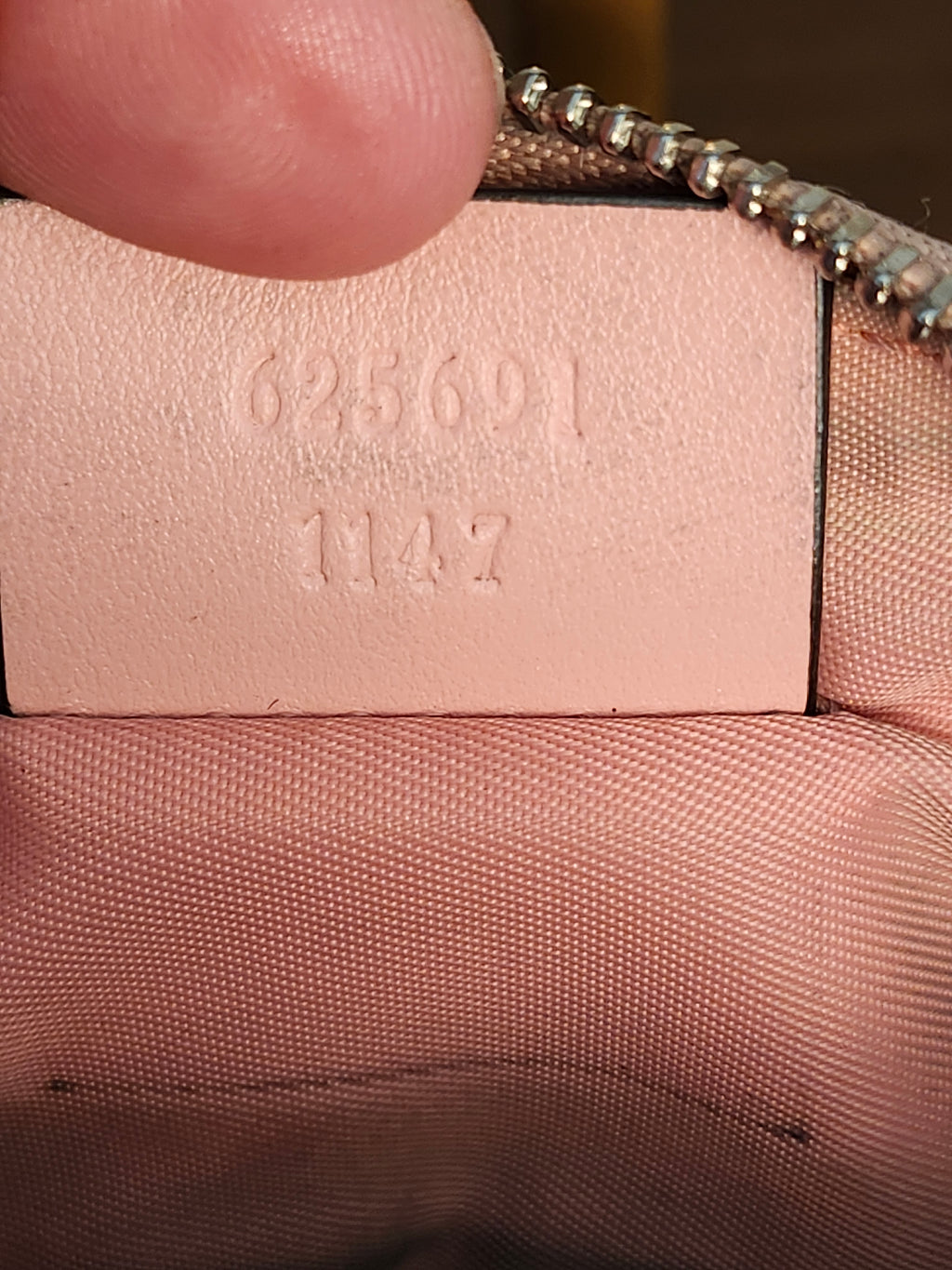 Gucci Calfskin Quilted Matelasse Marmont GG Marmont Key Pouch in Wild Rose