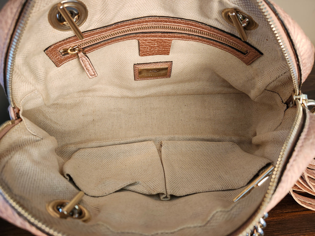 Gucci Soho Chain Shoulder Bag in Metallic Pink Pebbled Leather