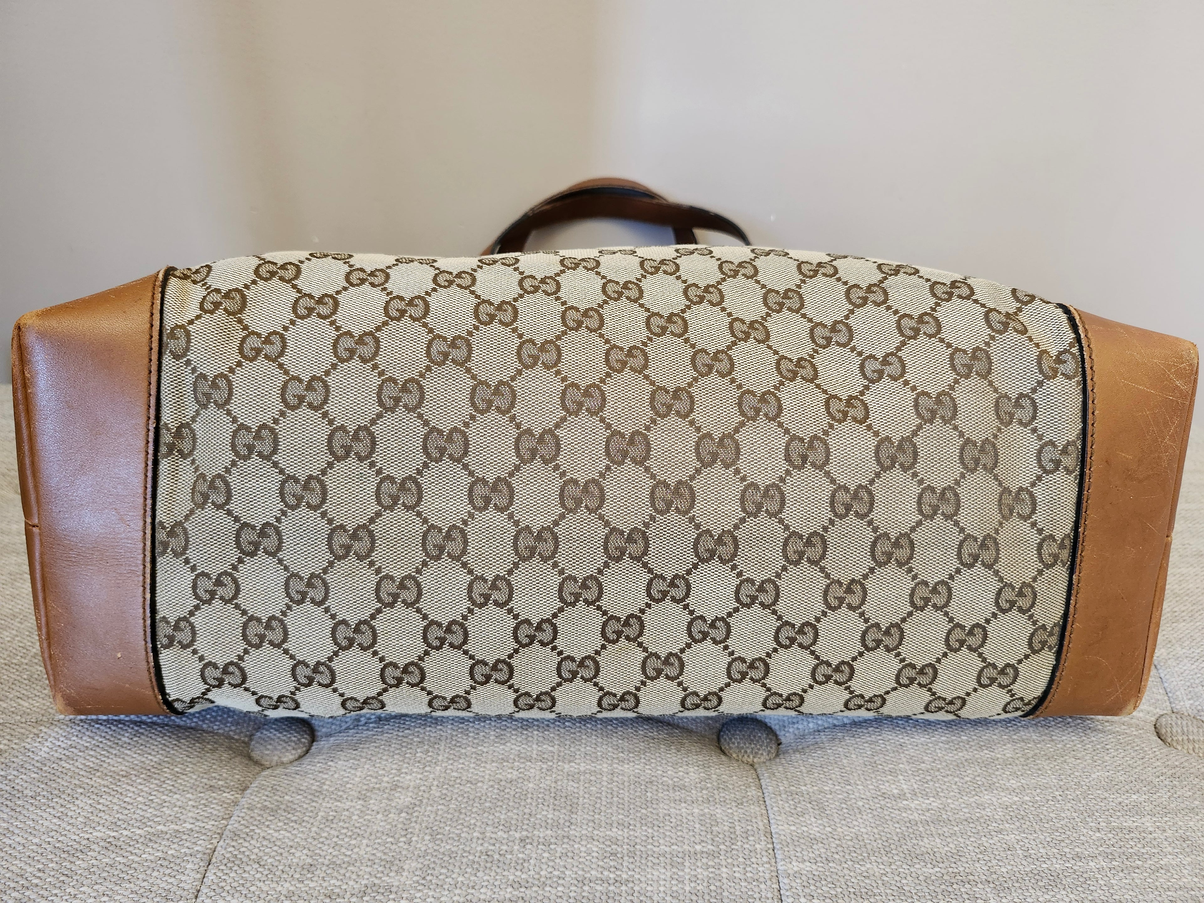 Gucci GG Canvas Sherry Line Shoppers Tote Bag