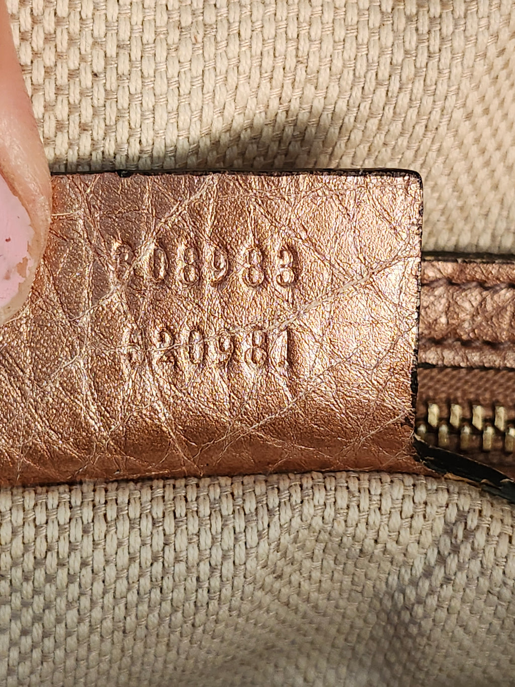 Gucci Soho Chain Shoulder Bag in Metallic Pink Pebbled Leather