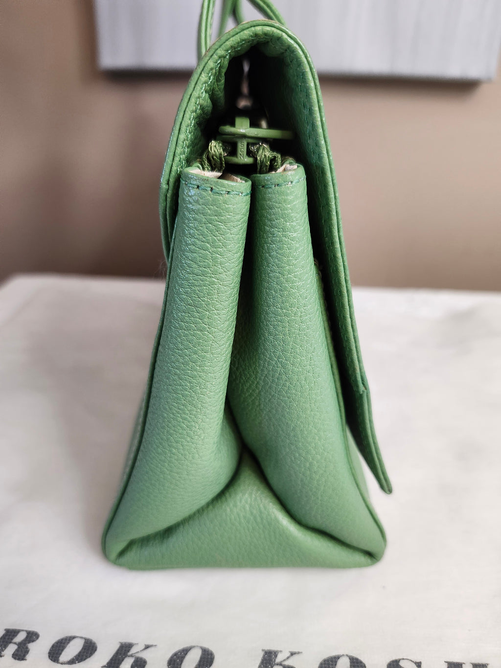 Hiroko Koshino Green Leather Handbag with Gold Hardware