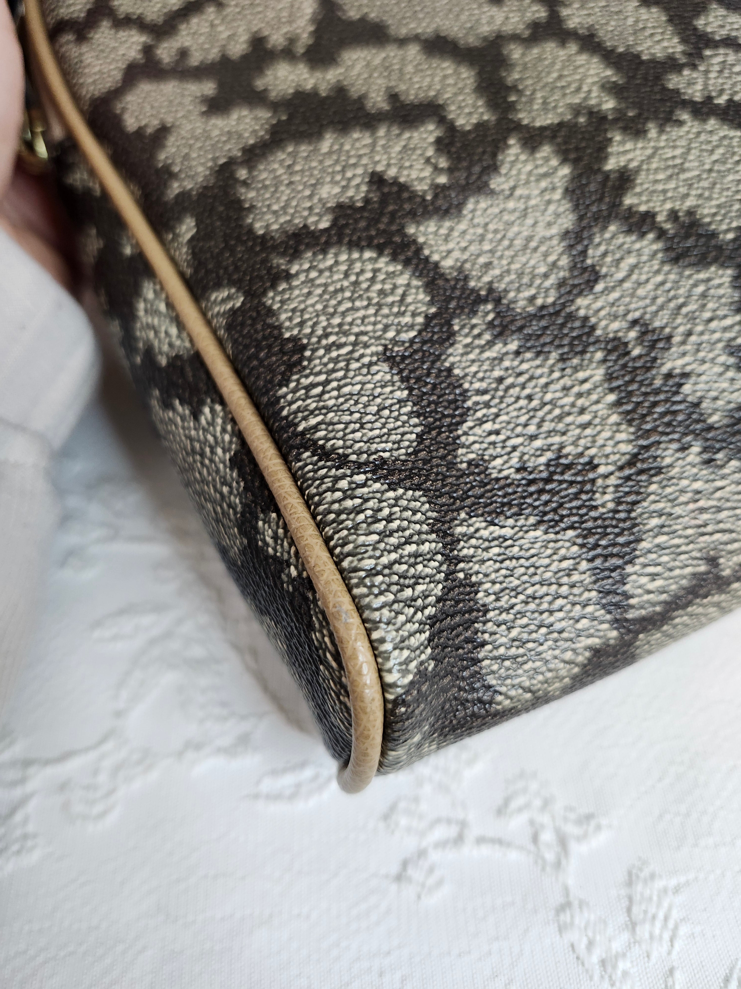 Yves Saint Laurent Giraffe Print Clutch Cosmetic Travel Bag