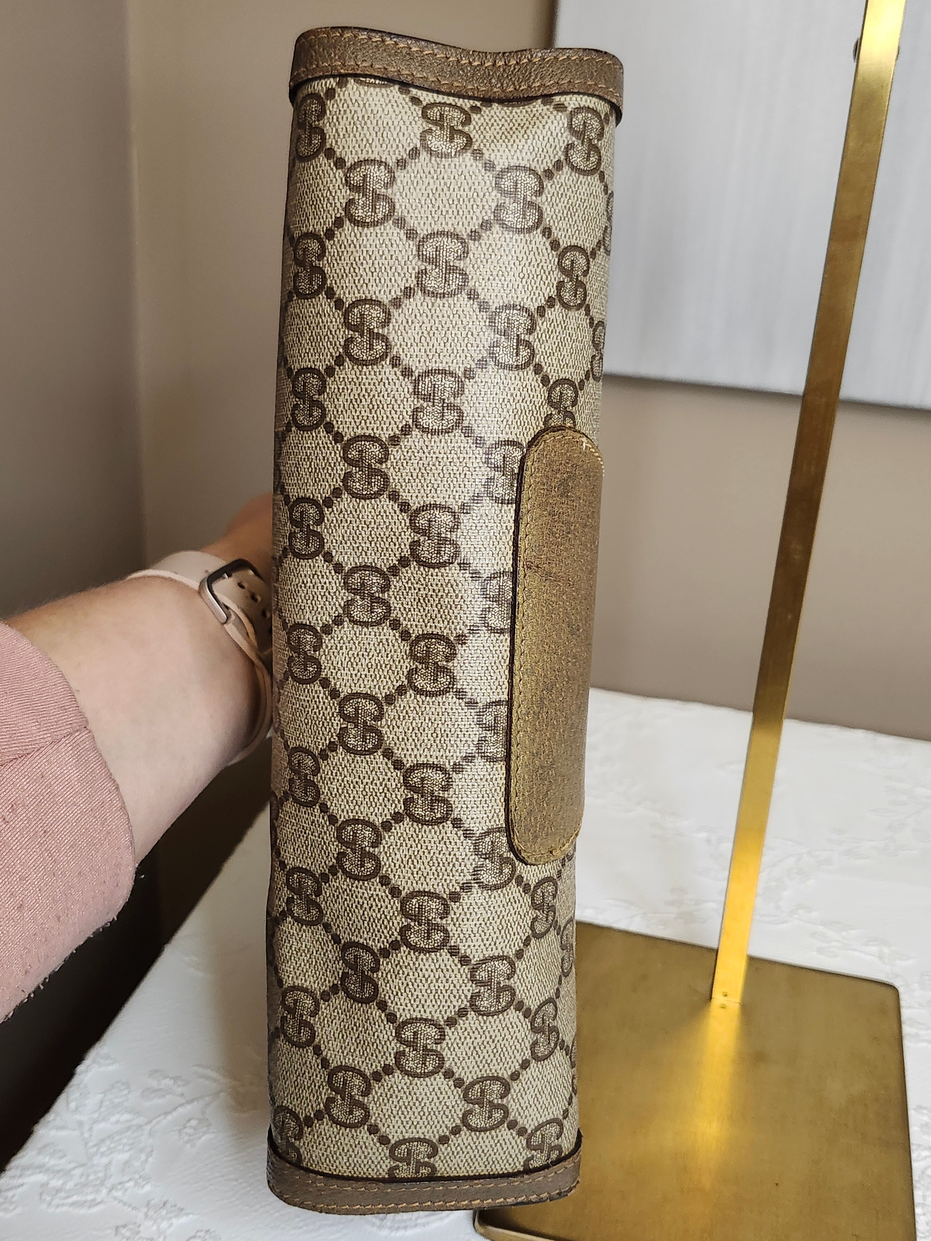 Gucci Vintage GG Supreme Monogram Clutch