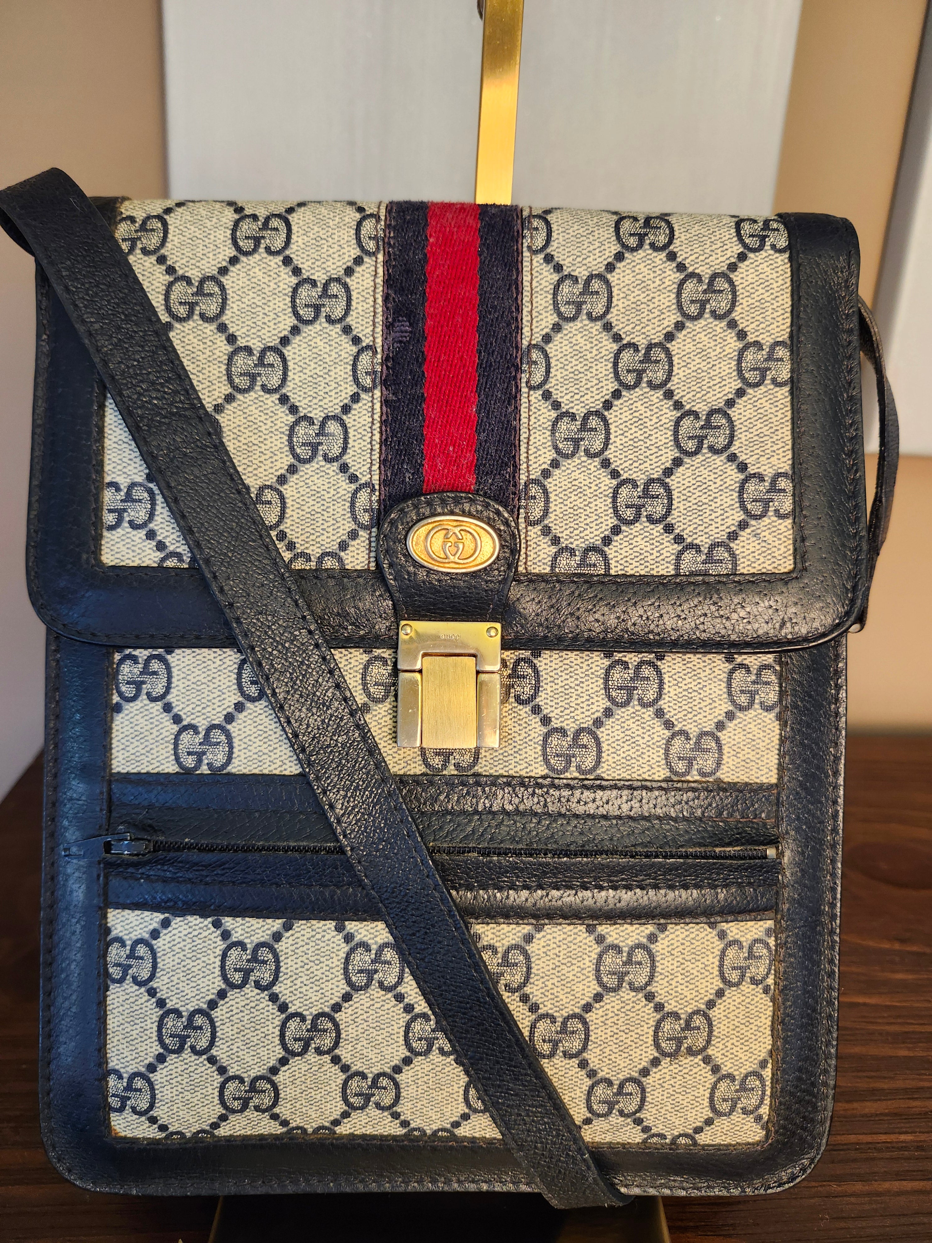 Gucci GG Supreme Sherry Line Stripe Shoulder Bag in Navy Gray, Gold and Red