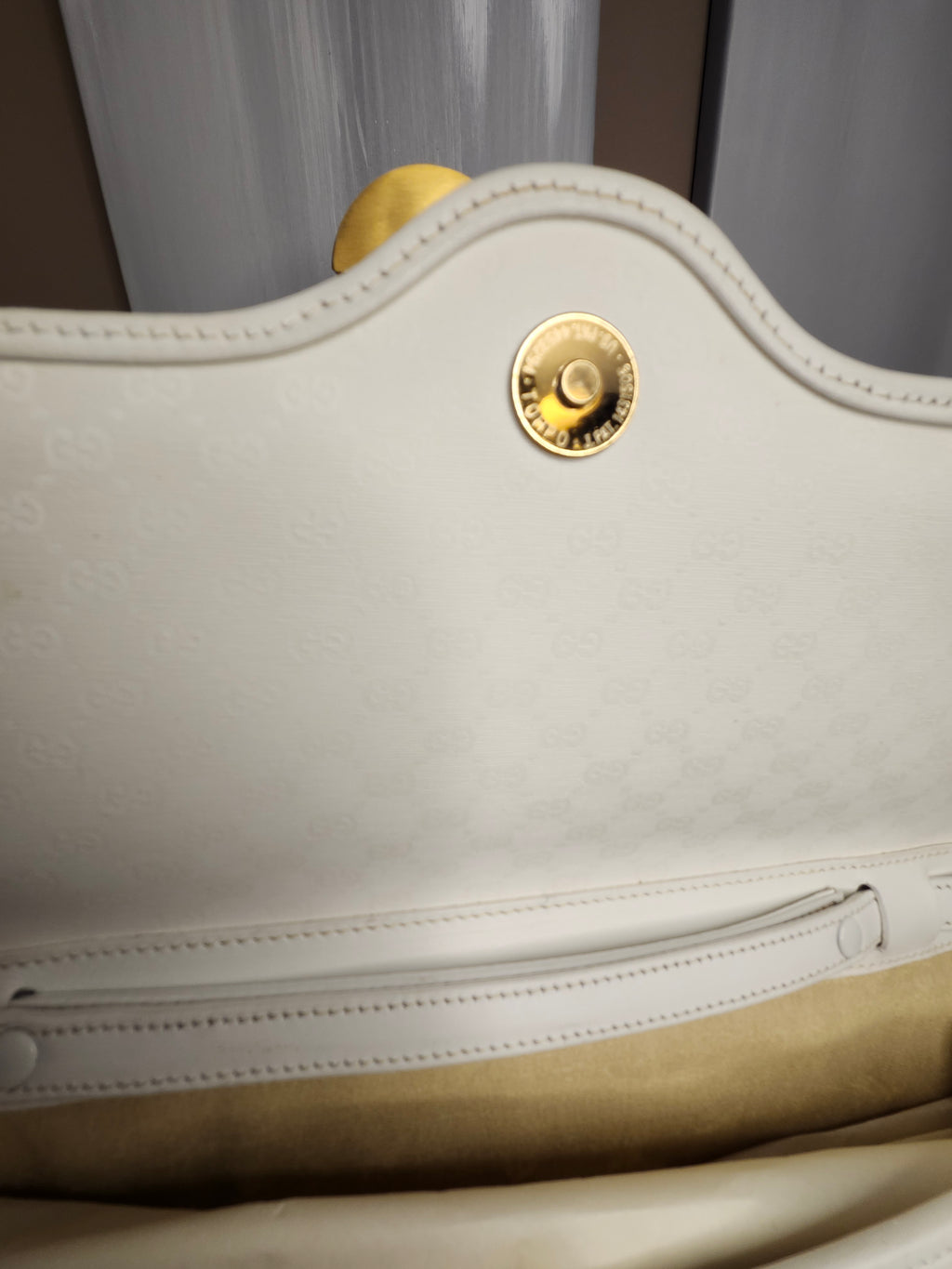 Gucci White Micro GG Leather 2 Way Women's (Clutch/Shoulder) Bag