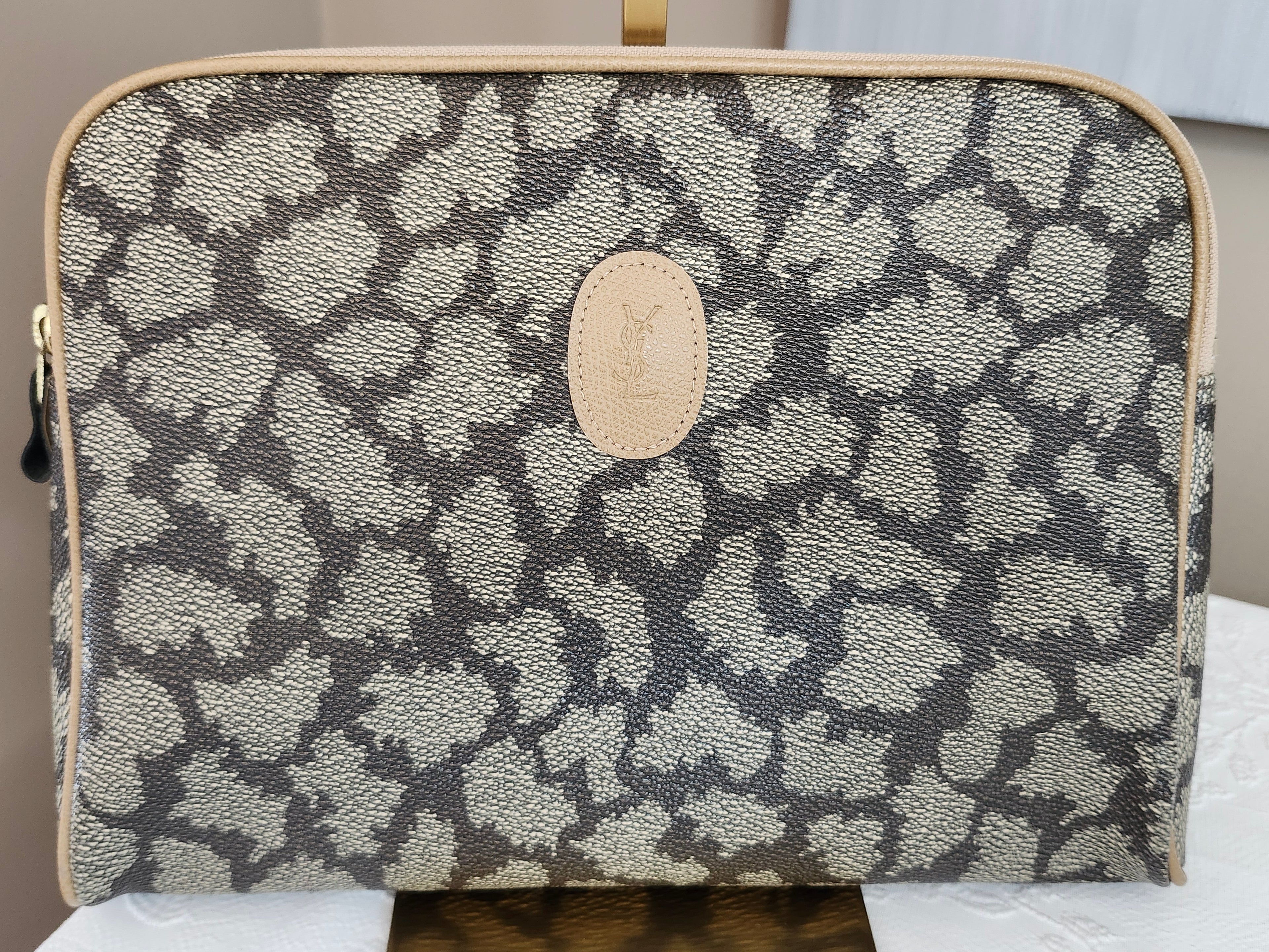 Yves Saint Laurent Giraffe Print Clutch Cosmetic Travel Bag