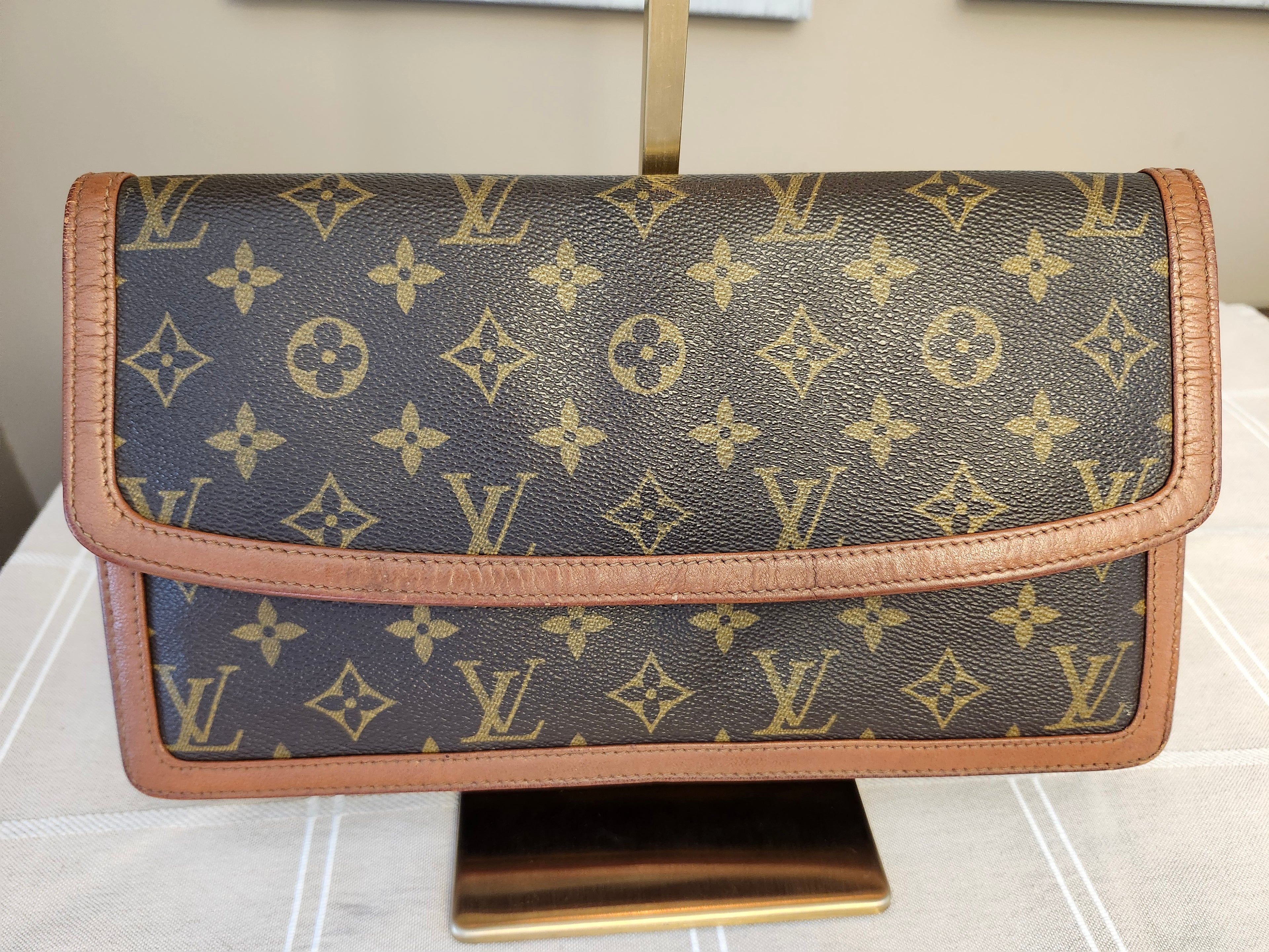 Louis Vuitton Brown Monogram Pochette Dame GM Women's Clutch Bag
