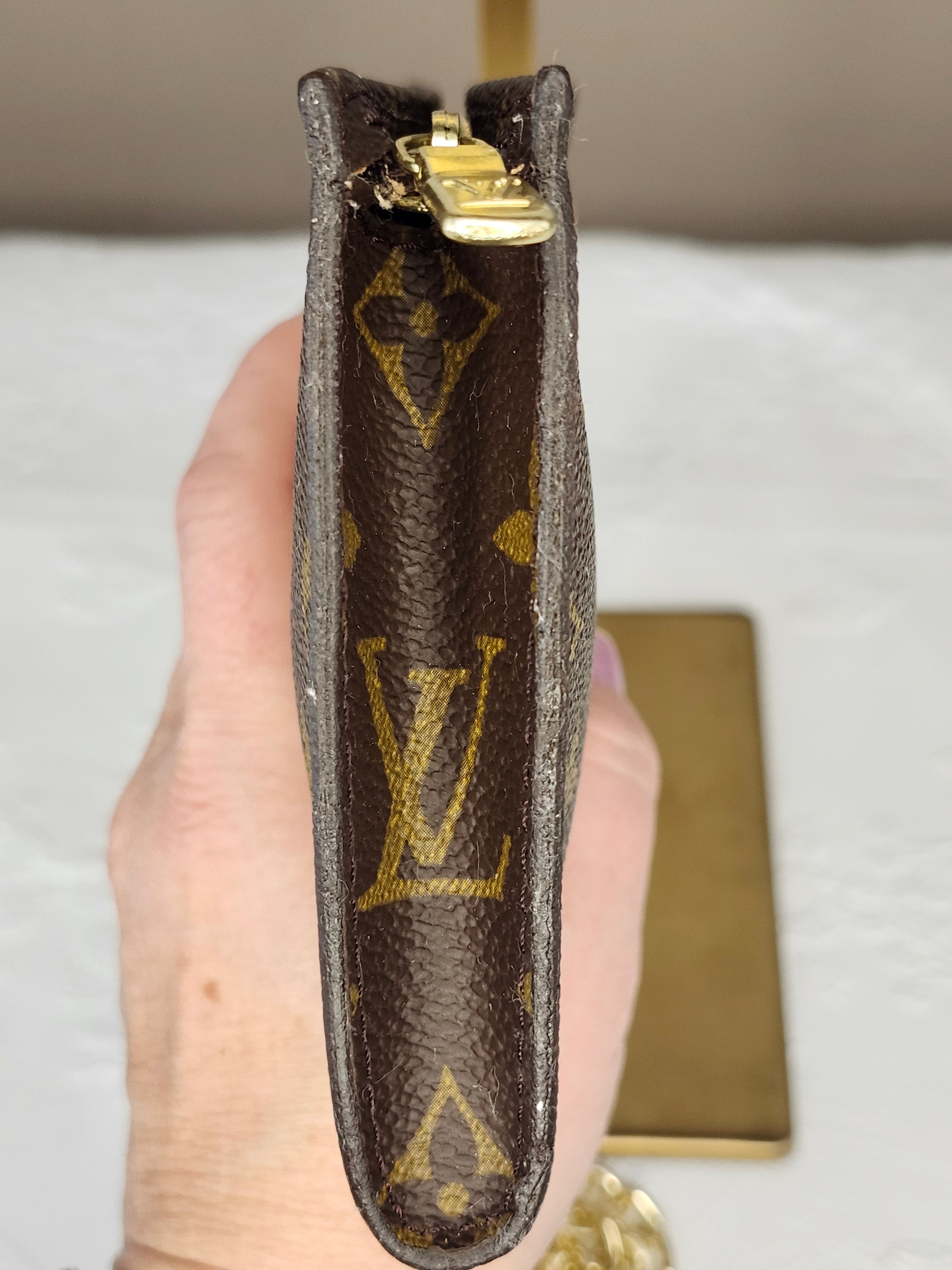 Authentic Louis Vuitton Monogram Bucket Pouch 23-Small with Dust Bag