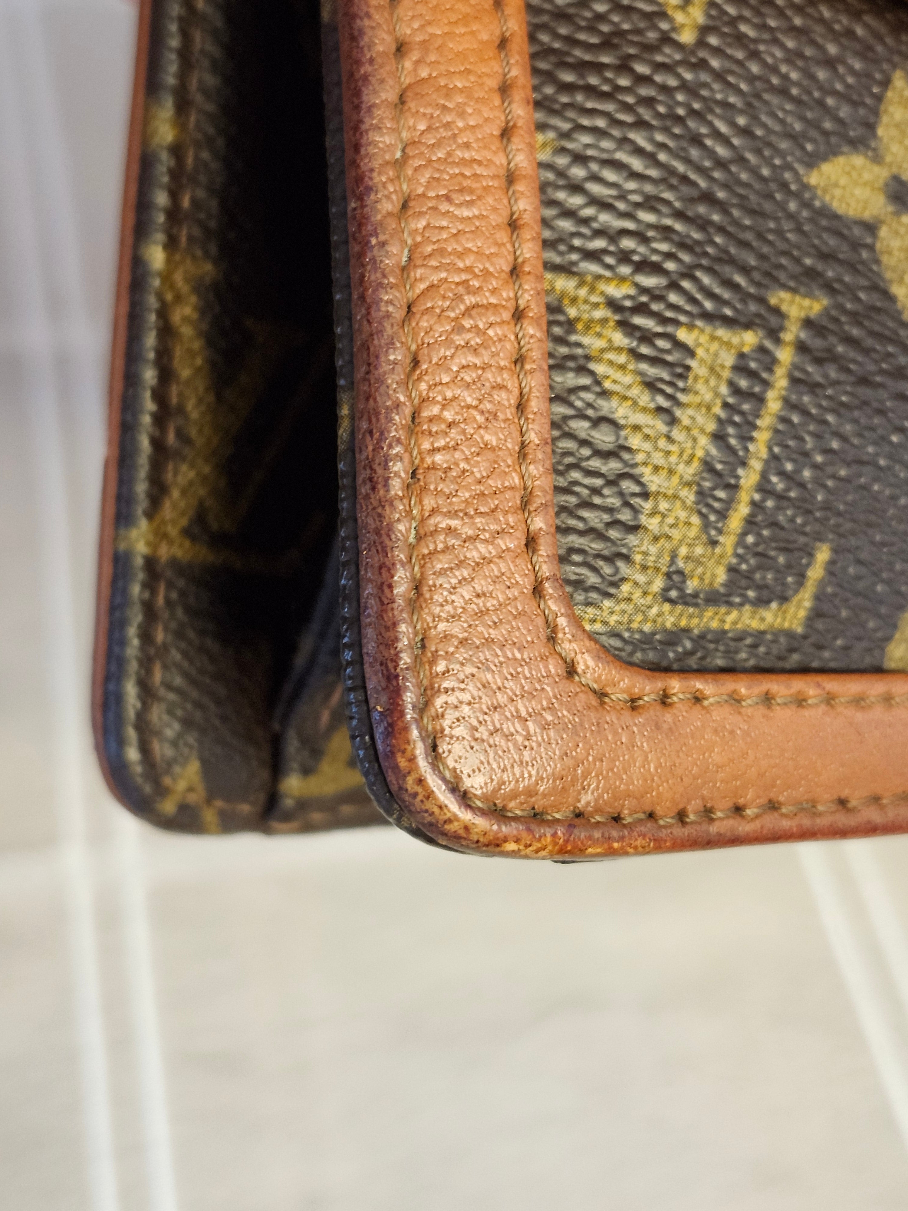 Louis Vuitton Brown Monogram Pochette Dame GM Women's Clutch Bag