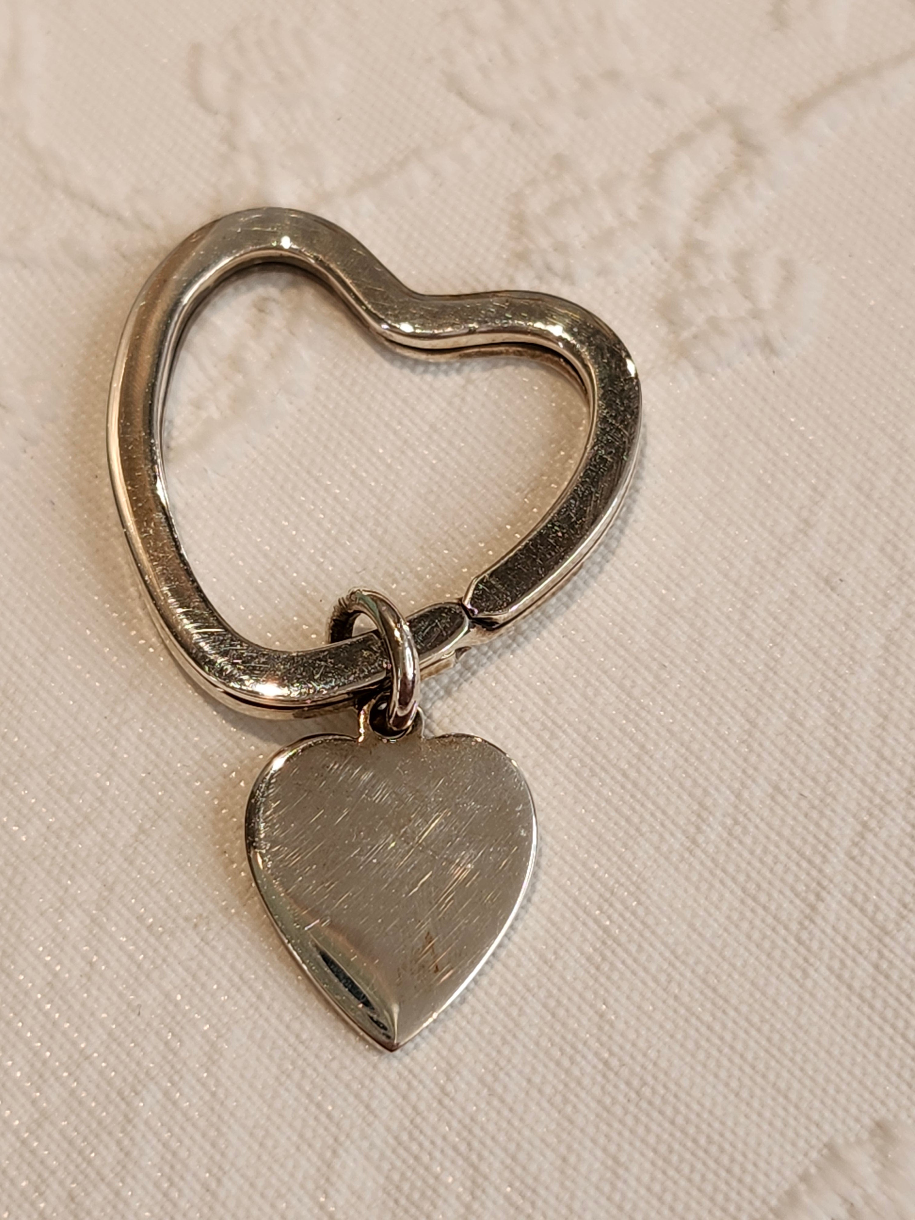 Tiffany & Co. Return to Tiffany Heart Tag Key Chain Ring 925 Sterling Silver with Pouch
