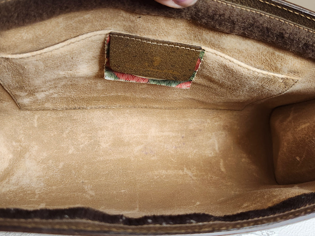 Gucci Vintage GG Supreme Monogram Clutch