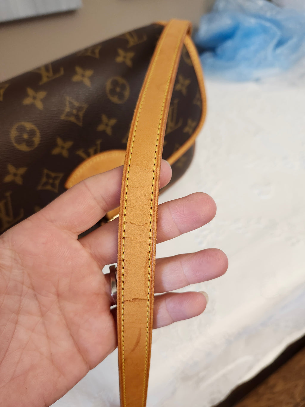 Louis Vuitton Monogram Canvas Sologne Saddle Crossbody Shoulder Bag