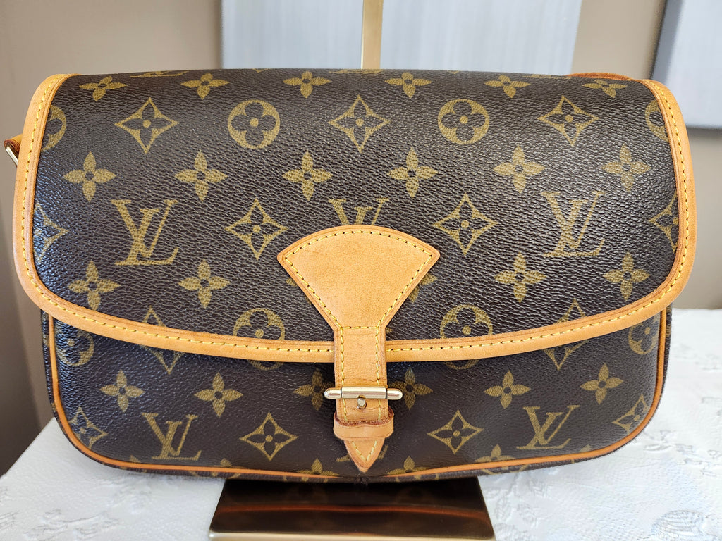 Louis Vuitton Monogram Canvas Sologne Saddle Crossbody Shoulder Bag