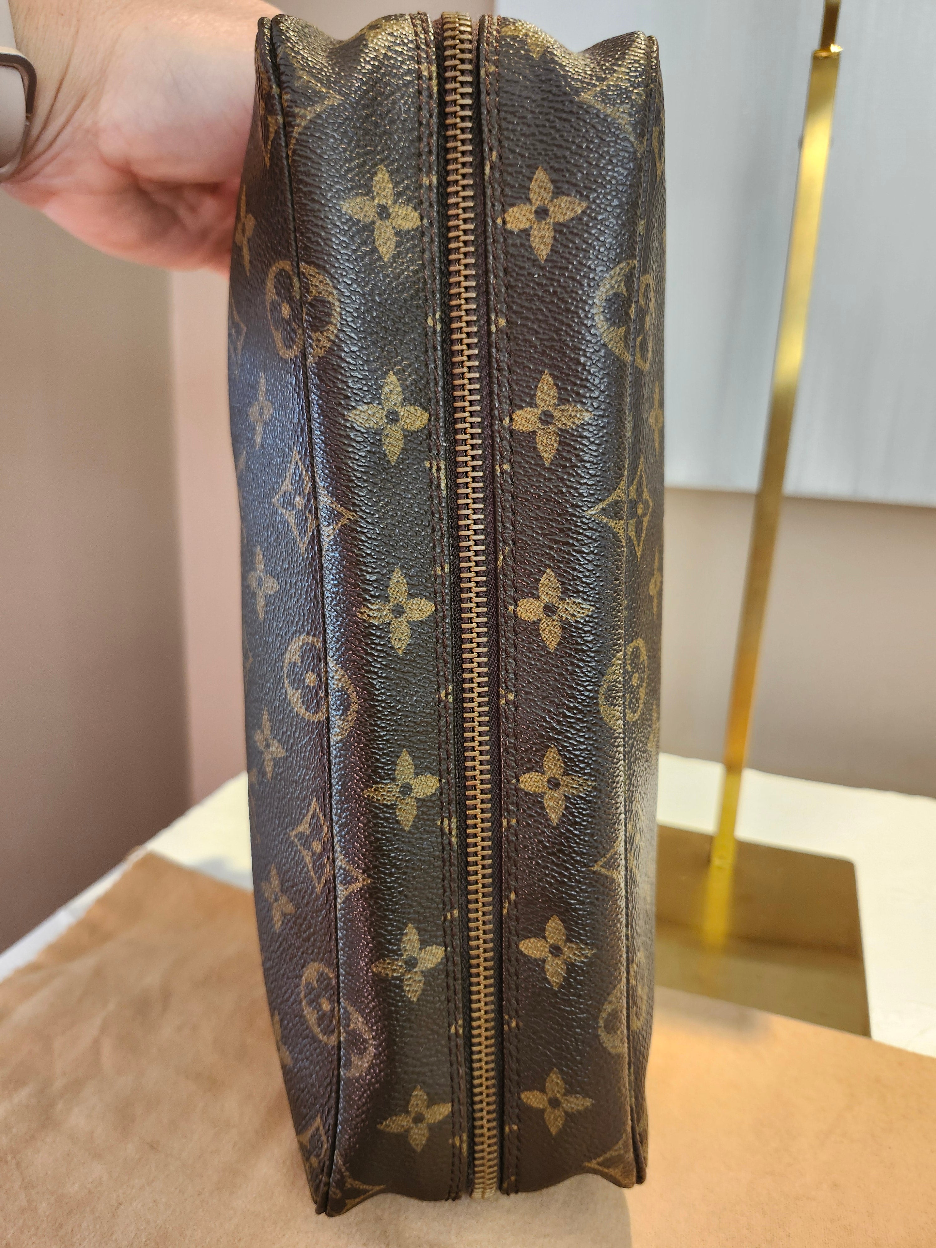 Louis Vuitton Monogram Tres Toilette 28 Toiletry Bag with Dust Bag