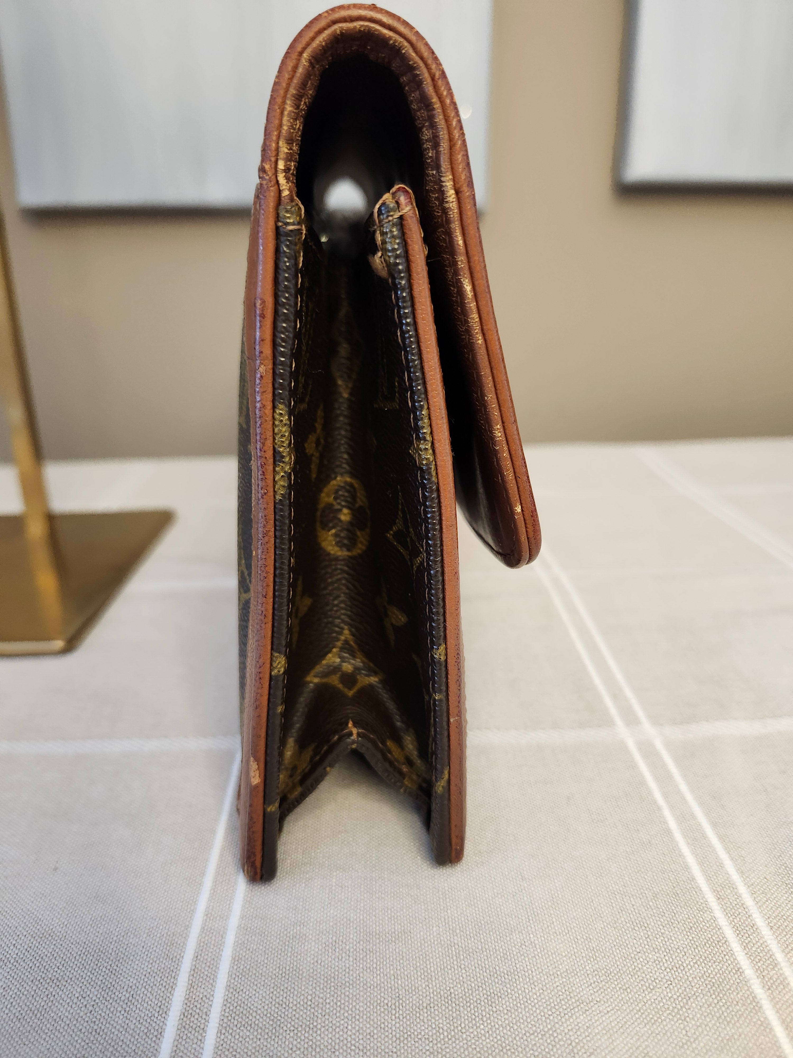 Louis Vuitton Brown Monogram Pochette Dame GM Women's Clutch Bag