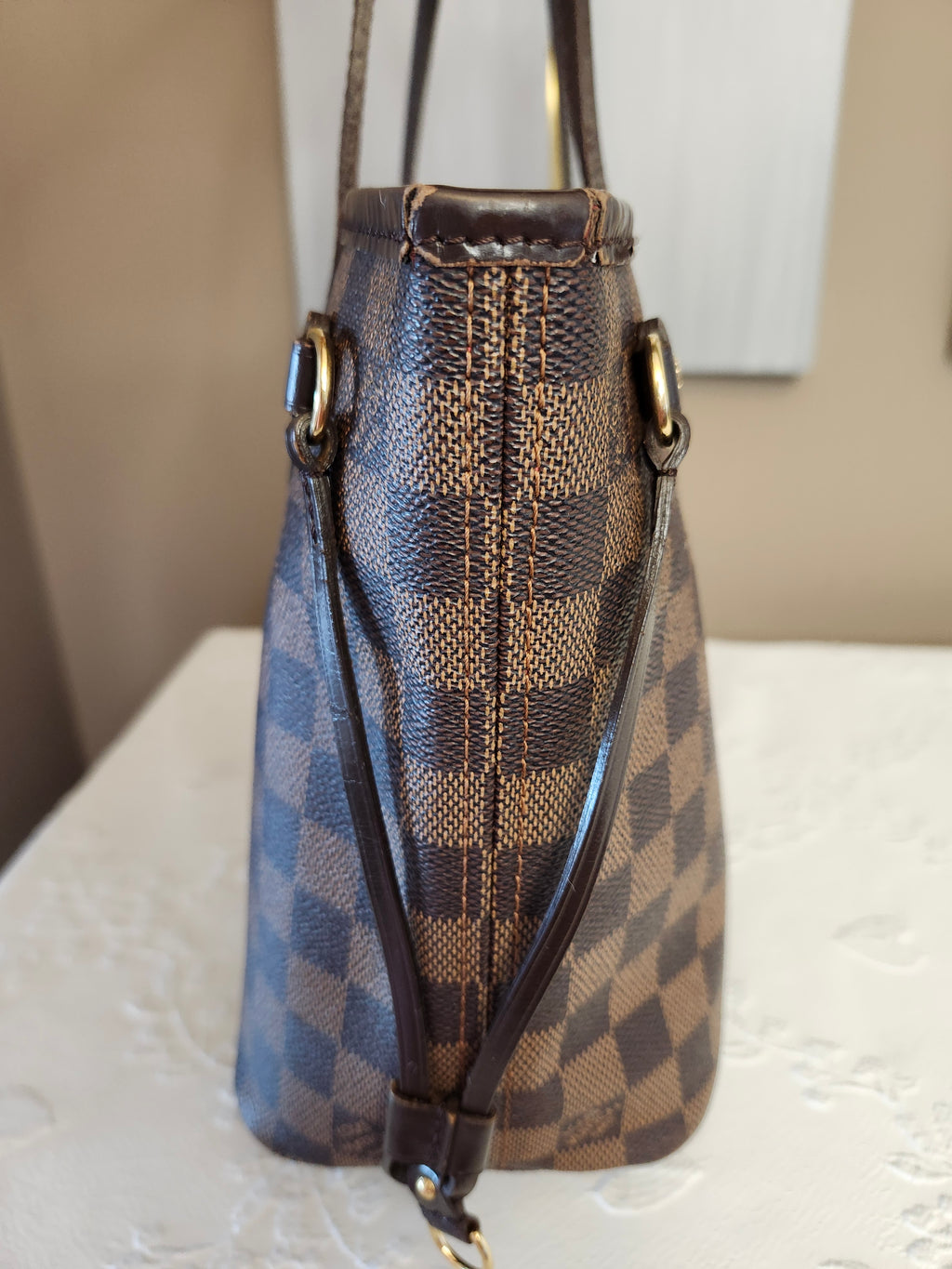 Louis Vuitton Neverfull PM in Damier Ebene Monogram Print
