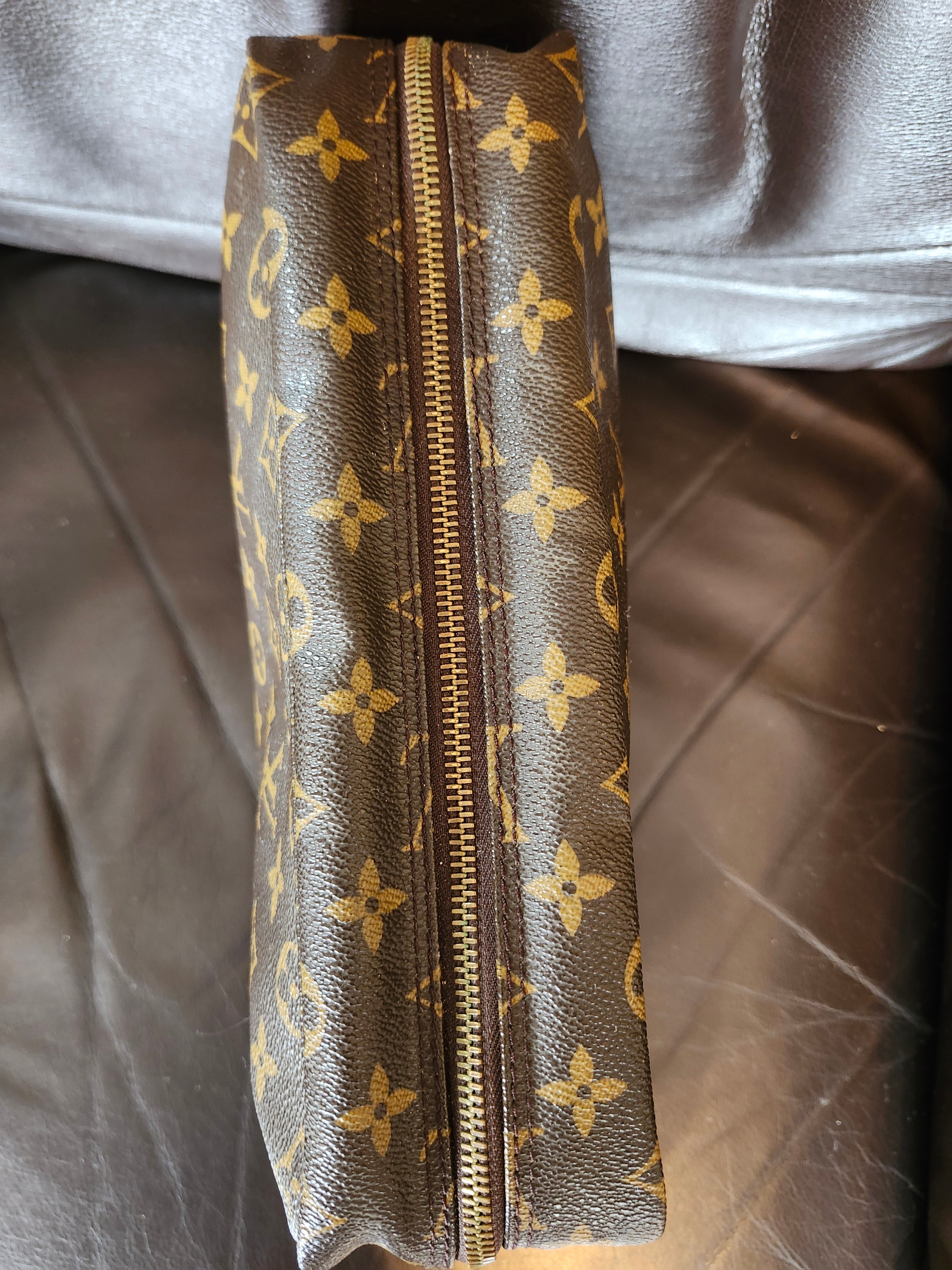 Louis Vuitton Monogram Trousse Toilette 28 Travel Pouch