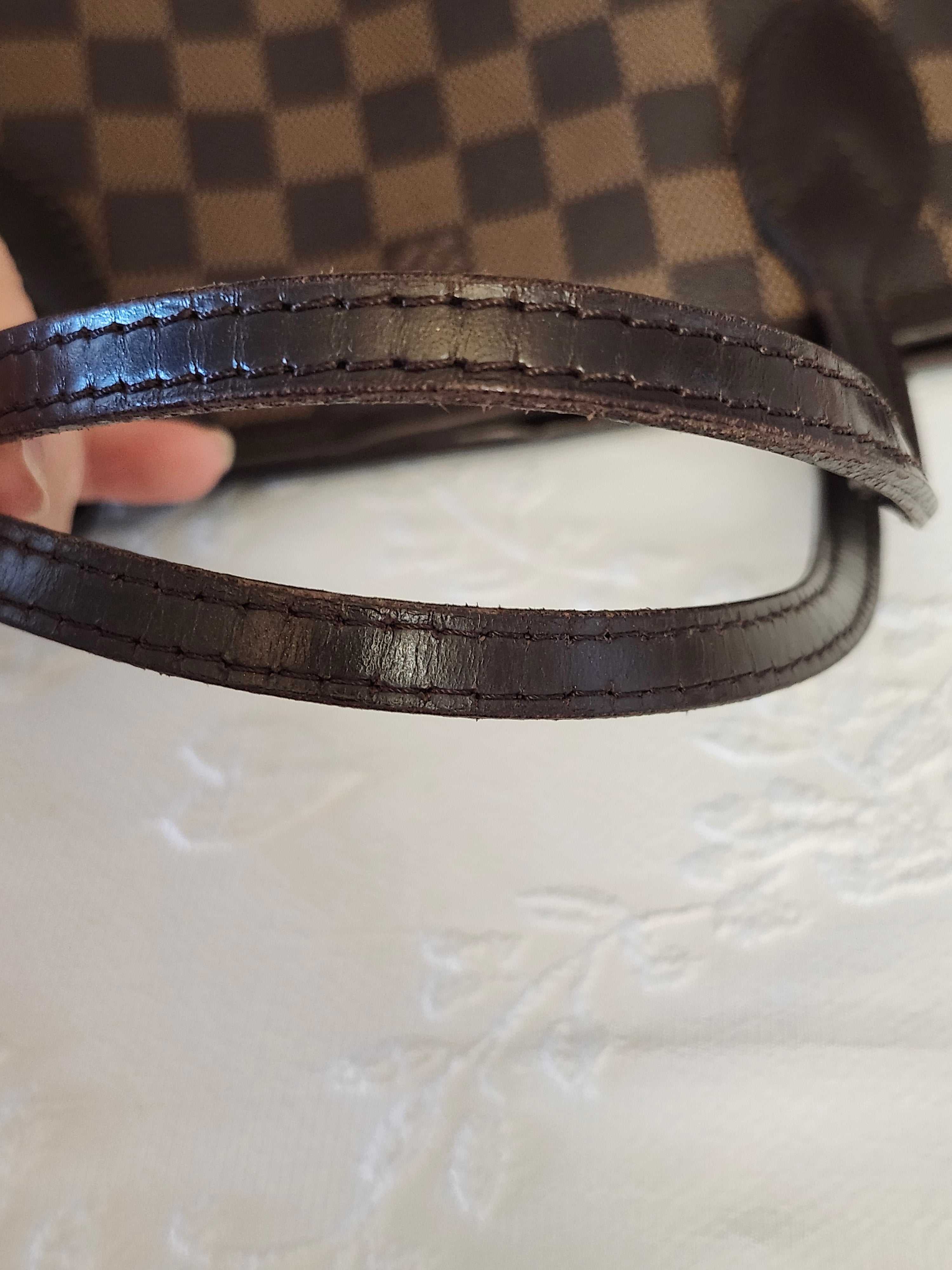 Louis Vuitton Neverfull PM in Damier Ebene Monogram Print